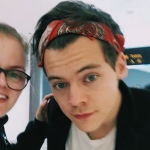 Meet your Posher, Edith